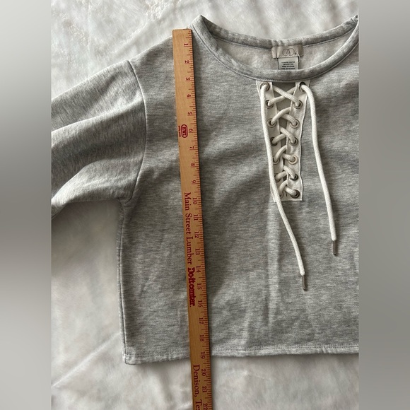 CAD Lace-Up Balloon Sleeve Sweatshirt XS - Picture 10 of 12